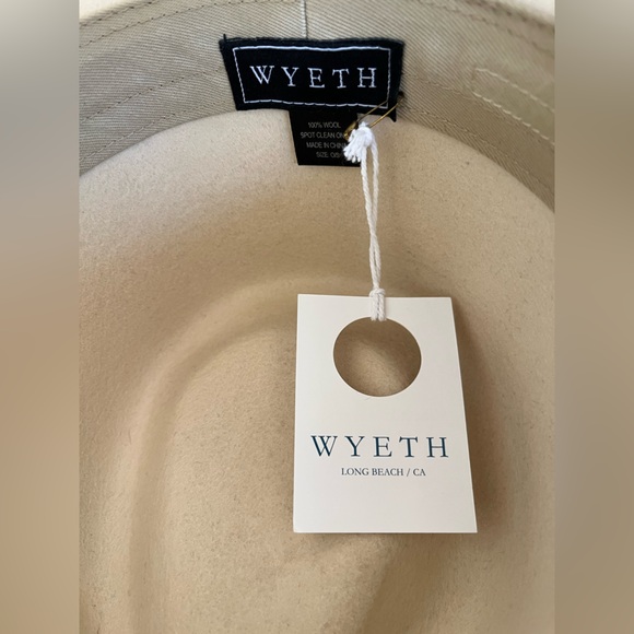 NWT fedora of 100% Australian wool felt and trimmed genuine suede band - Picture 11 of 15